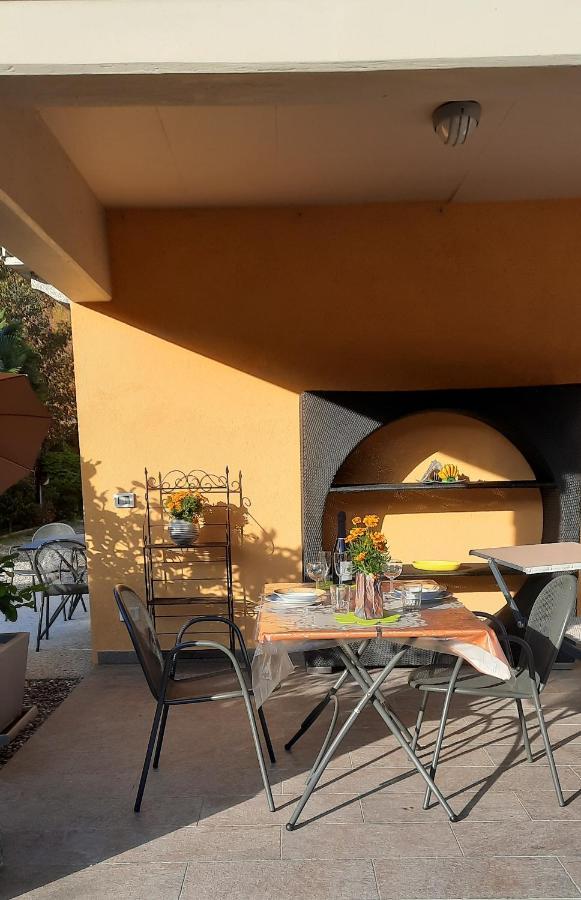 Ferienwohnung Gallo Mit Ueberdachter Terrasse Parkplatz 100 Mtr Z Strand Каннобио Экстерьер фото