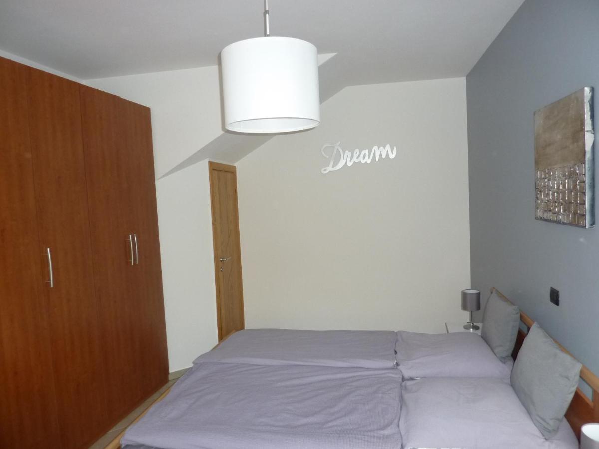 Ferienwohnung Gallo Mit Ueberdachter Terrasse Parkplatz 100 Mtr Z Strand Каннобио Экстерьер фото